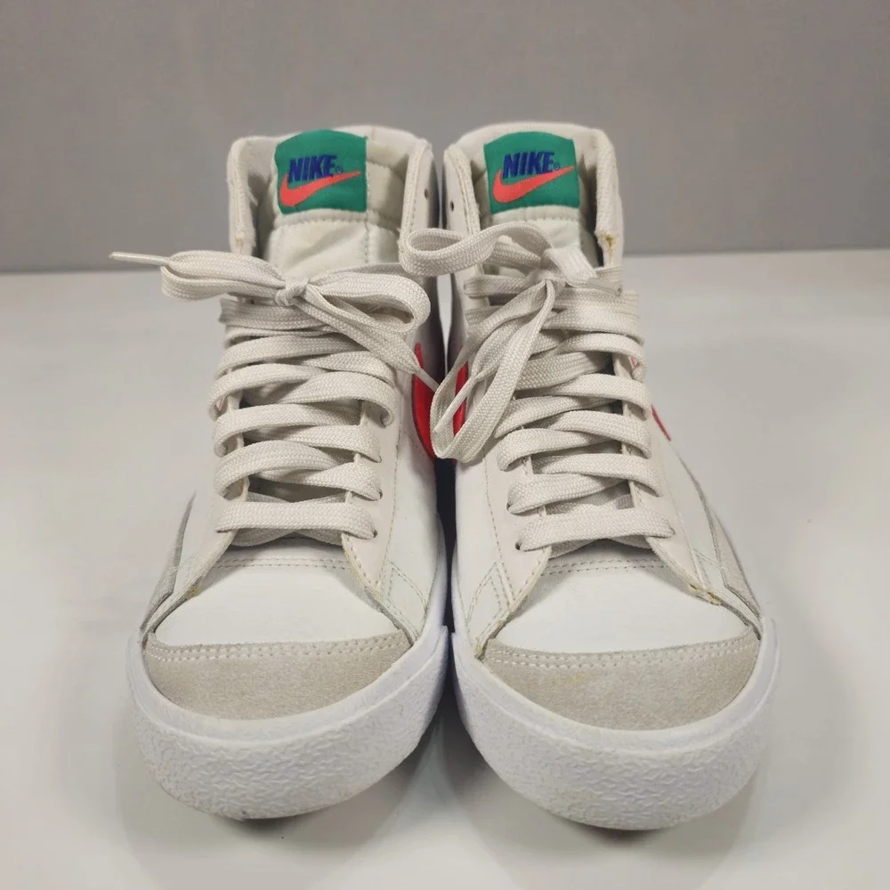 Nike Blazer Mid 77 GS Platinum Tint Crimson Size 7Y Mens 7 Womens 8.5 DA4086-004